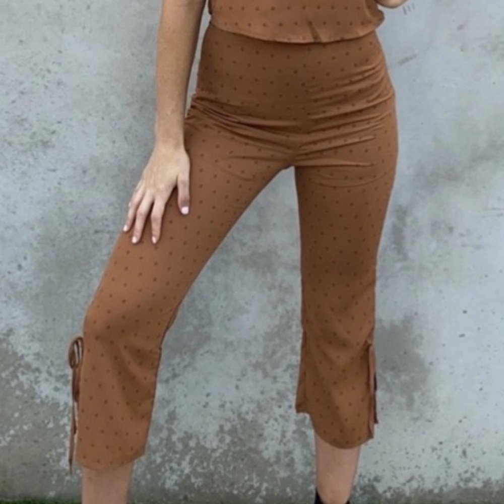 Honey Punch Rust Cropped Pants with tie detail NWT